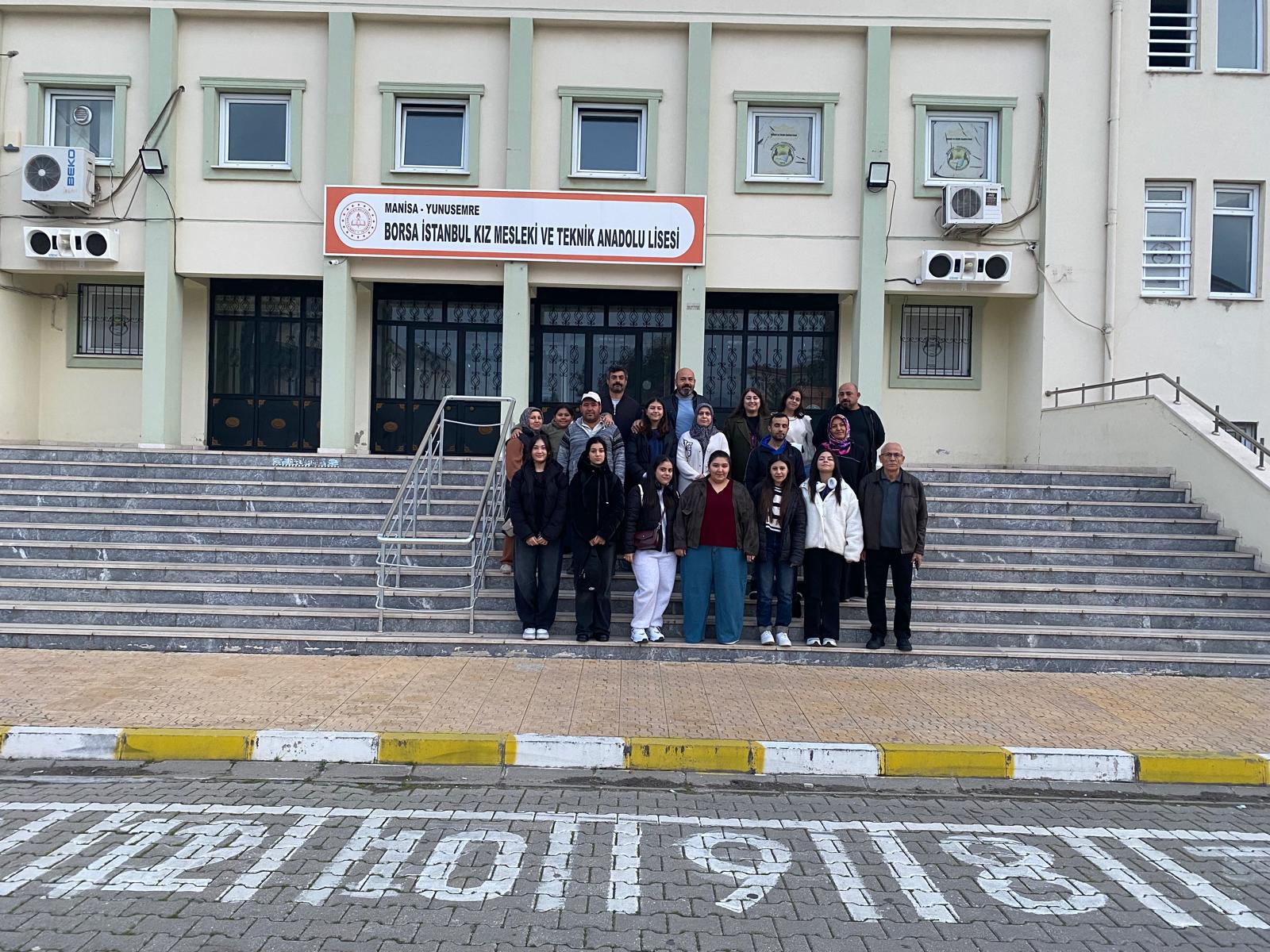 Projemiz için Öğretmen ve Öğrencilerimiz  Portekiz'e Yola Çıkıyor..